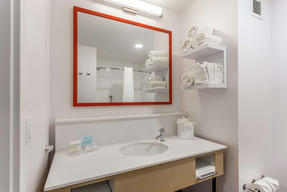 Hampton Inn Oakland Downtown City Center Ca 8/31