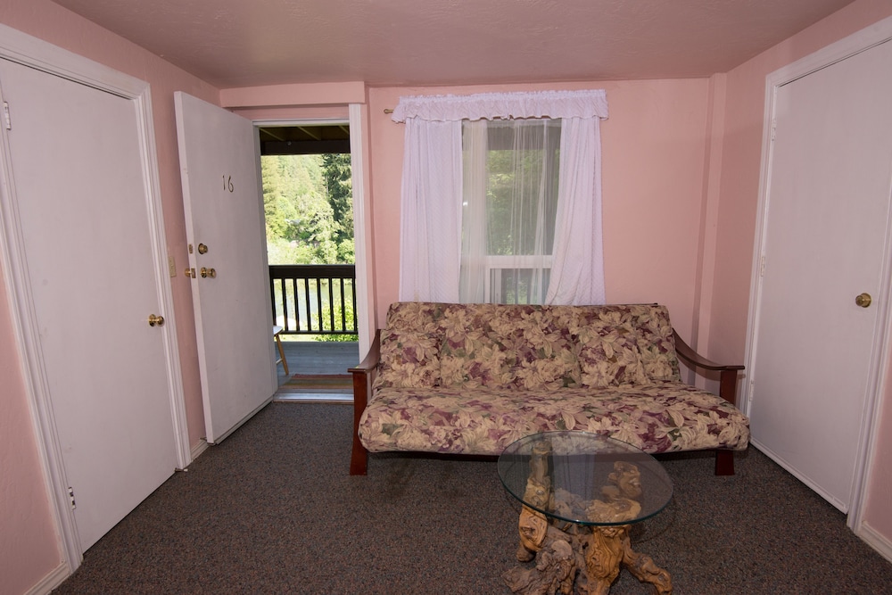 River View Garden Resort 40/68