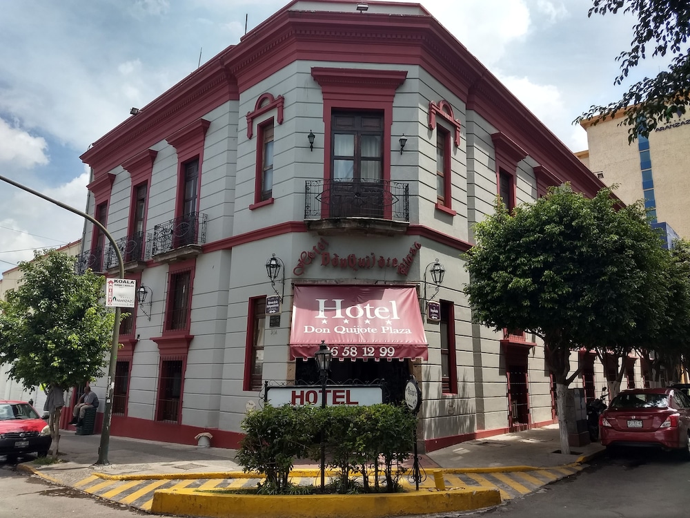 Hotel Don Quijote Plaza 5/58