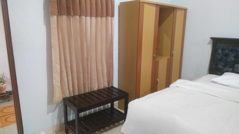 Avicenna Hotel 8/31
