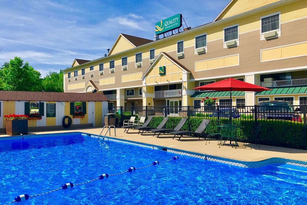 Maine Evergreen Hotel Ascend Hotel Collection 1/33