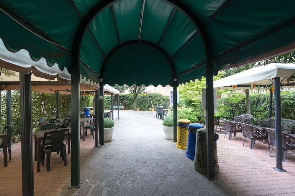 Hostel 7 Santi 47/50