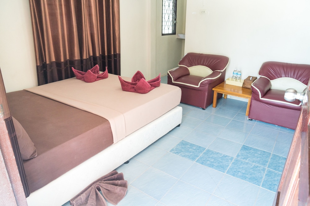 Phangan Lodge 26/50