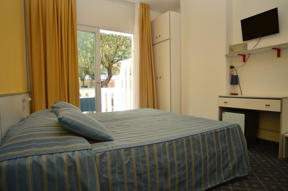 Hotel Germania 8/24