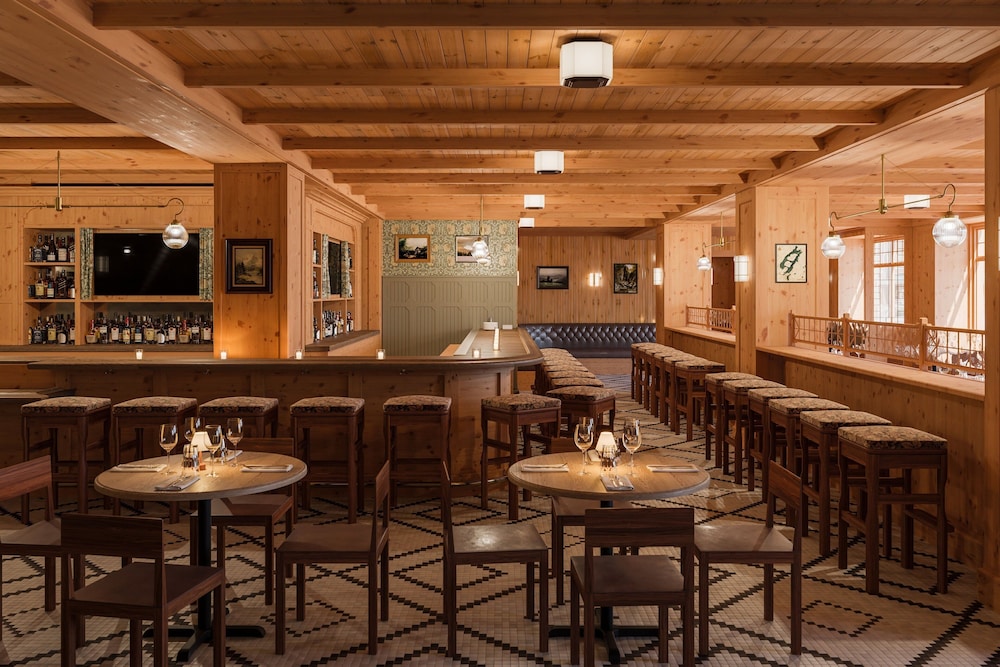 Grand Adirondack Hotel Lake Placid a Tribute Portfolio Hotel 18/23