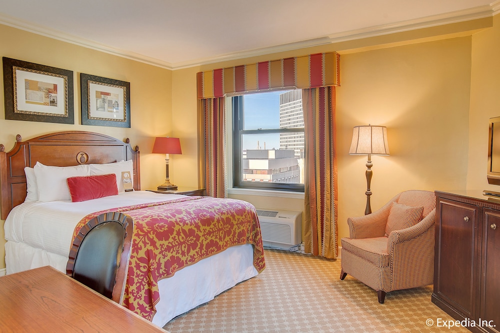 OMNI PARKER HOUSE 48/67