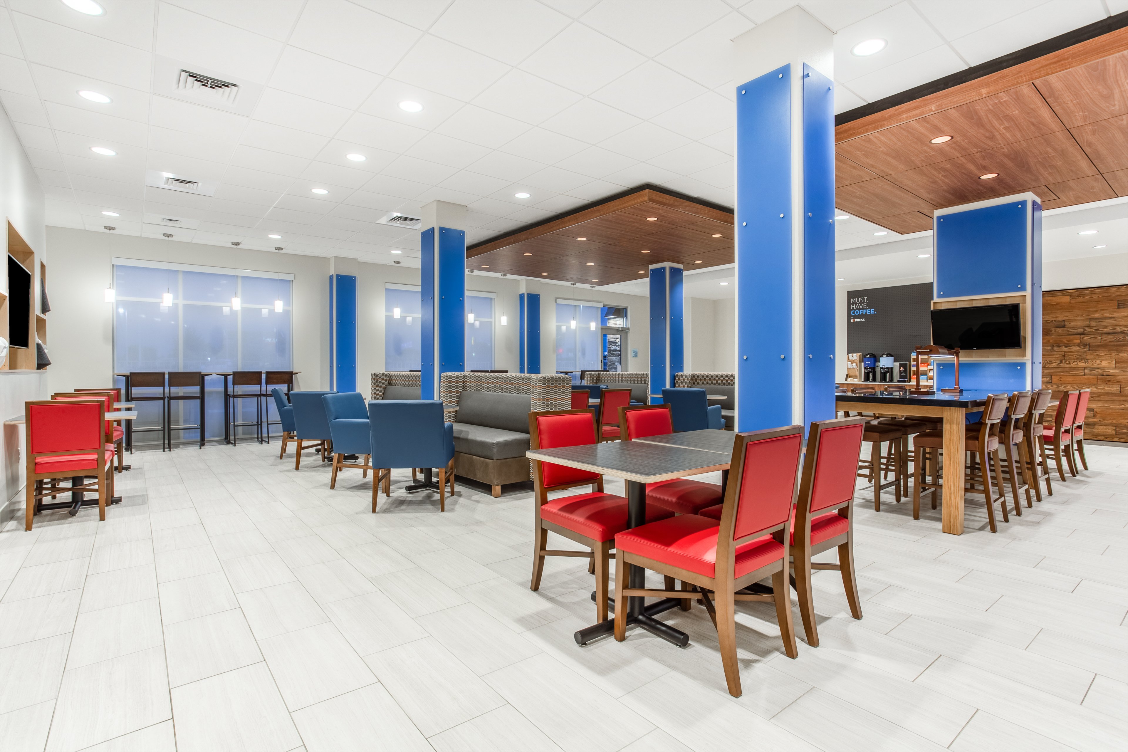 Holiday Inn Express & Suites Ottawa 42/50