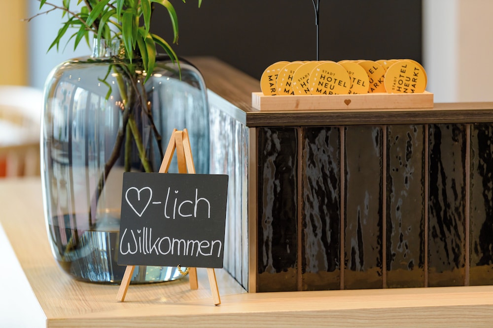 Stadthotel Neumarkt Mitte 14/28
