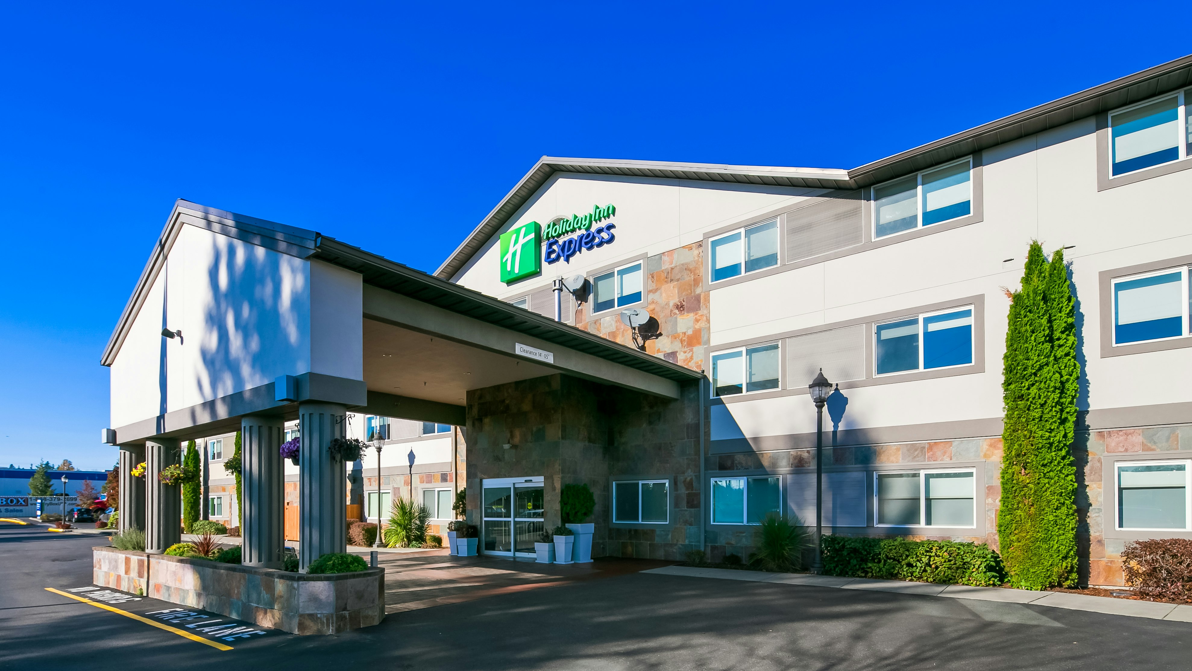 Holiday Inn Express And Suites Everett 4/54