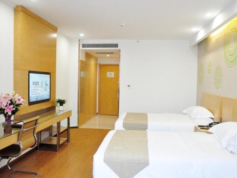 GreenTree Inn Henan Jiaozuo Mengzhou Huifeng Road Express Hotel 7/35