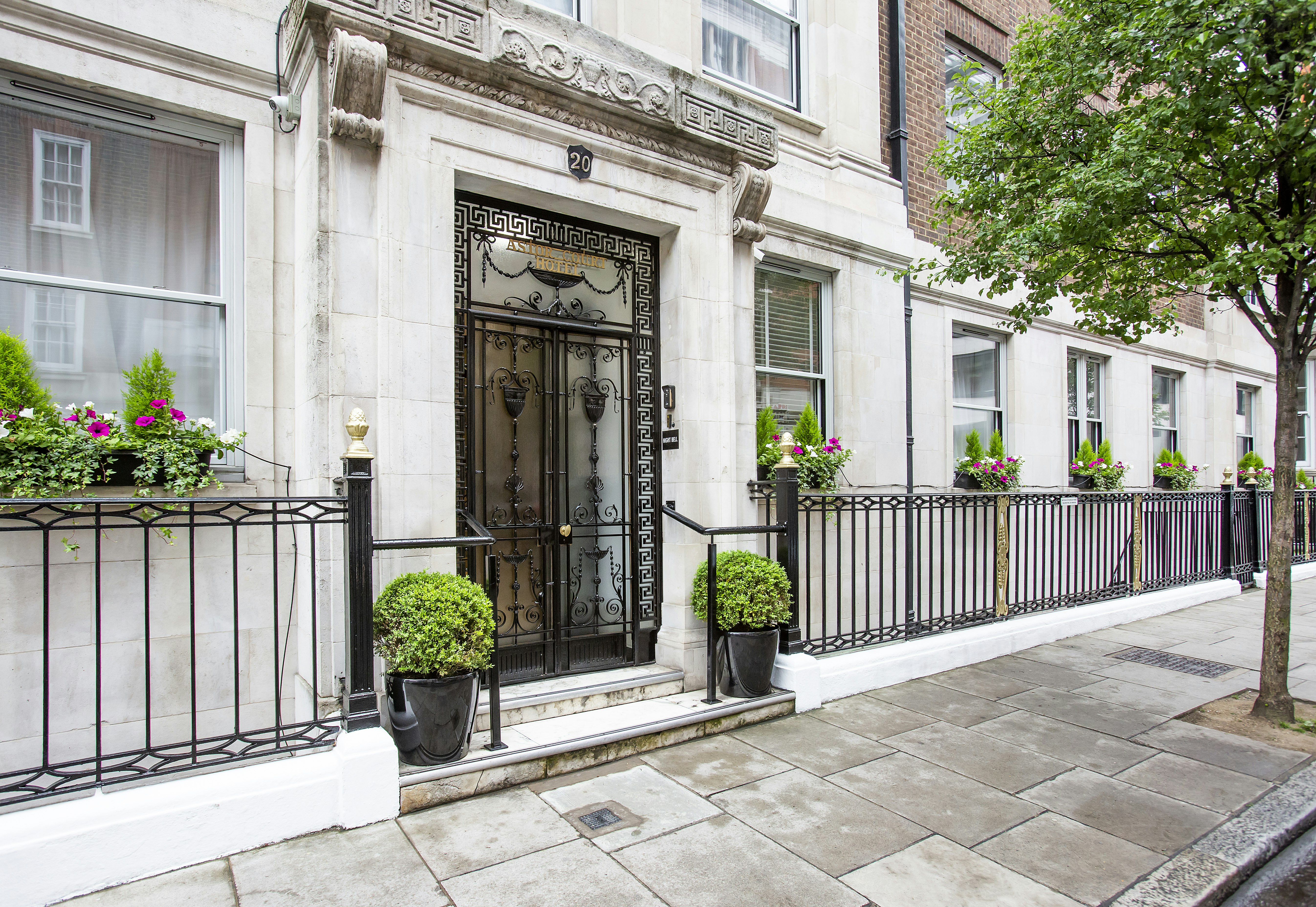 Astor Court Hotel in LONDON
