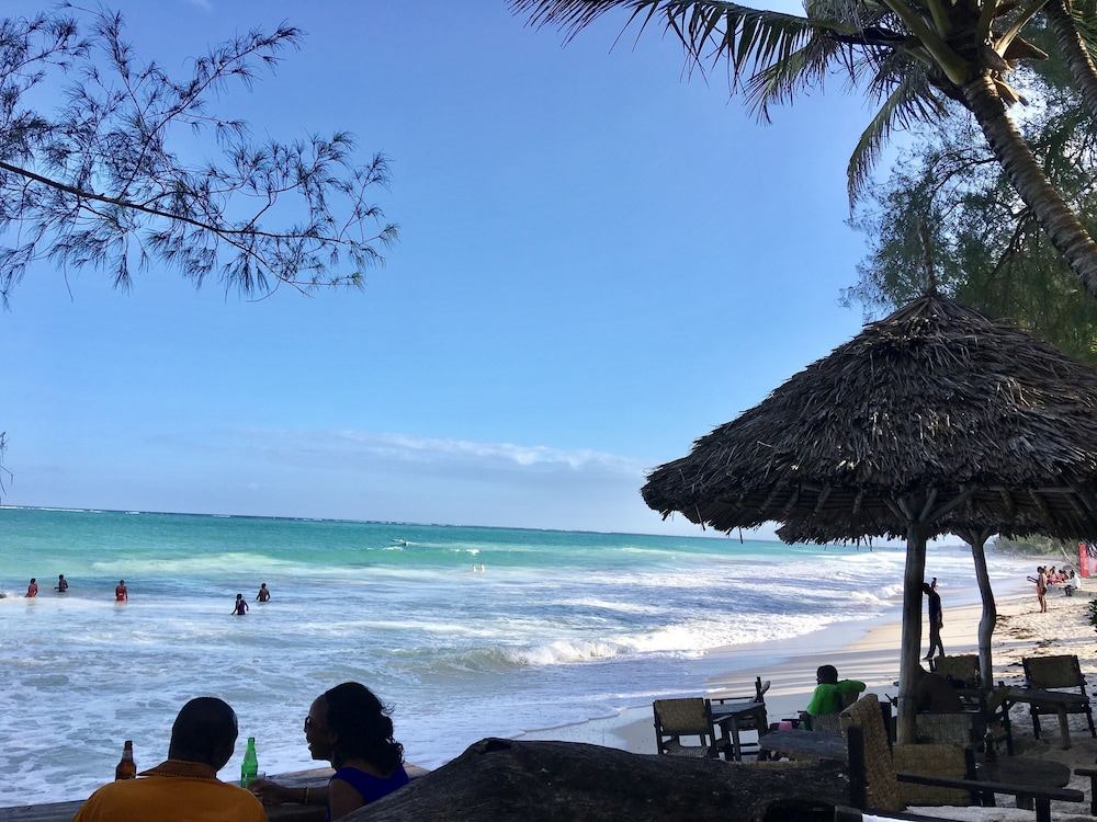 Tradewinds Lodge 34/48