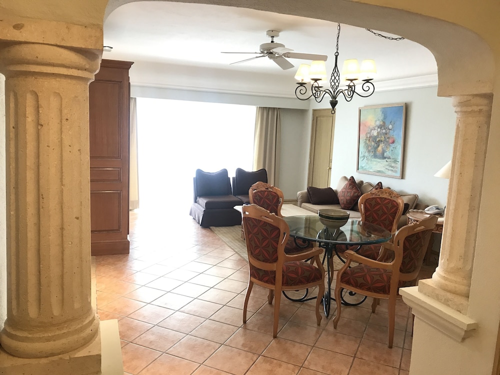 Grand Isla Navidad Golf & Spa Resort with Marina 28/50