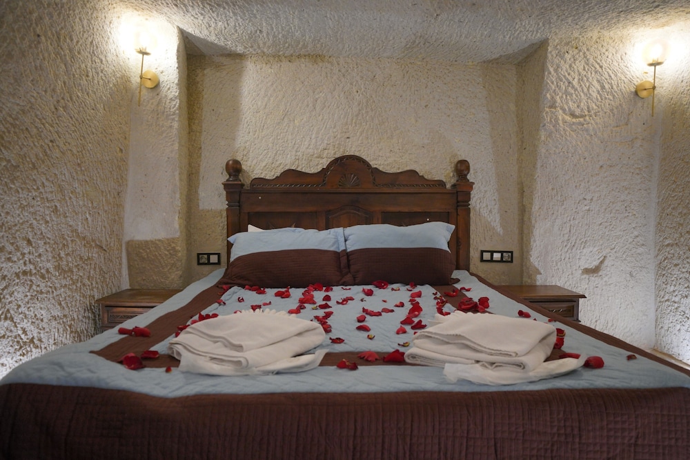 Travel Inn Cave Hotel 39/49