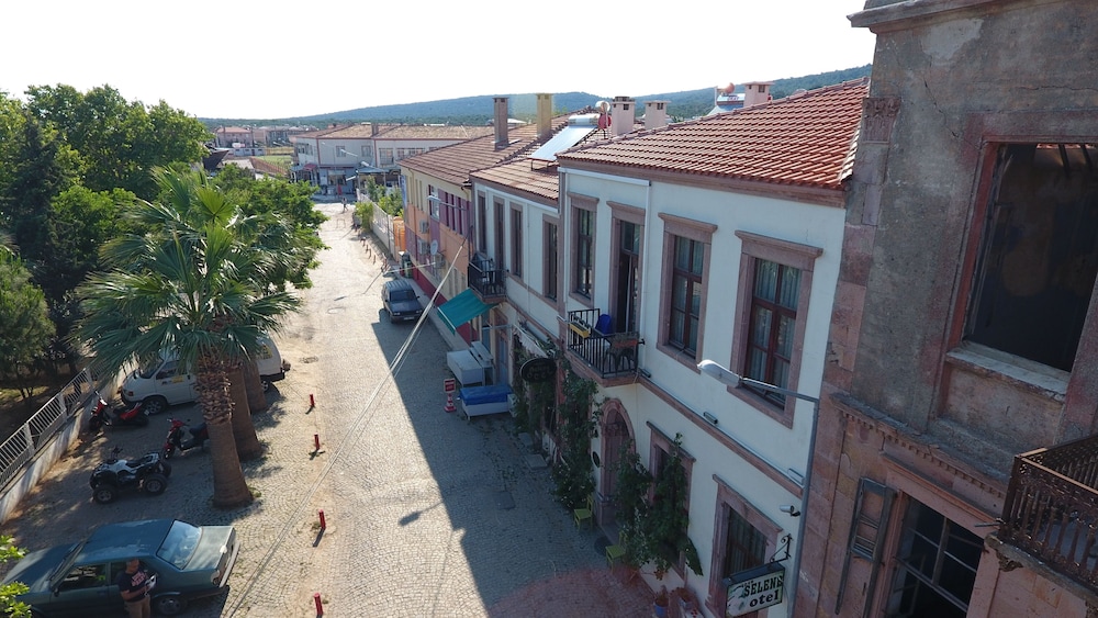 Eden Selene Hotel 42/47