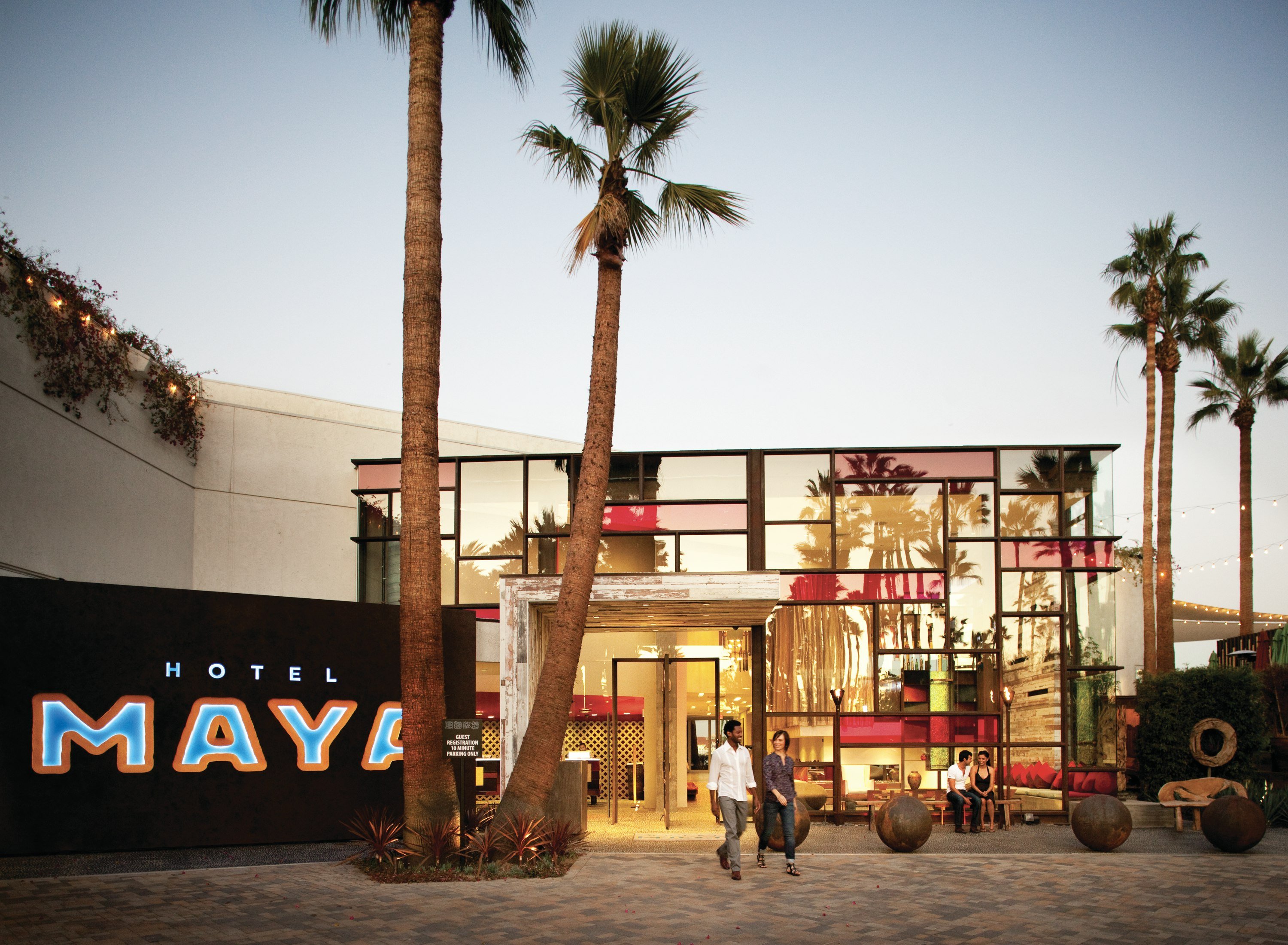 Hotel Maya 11/77