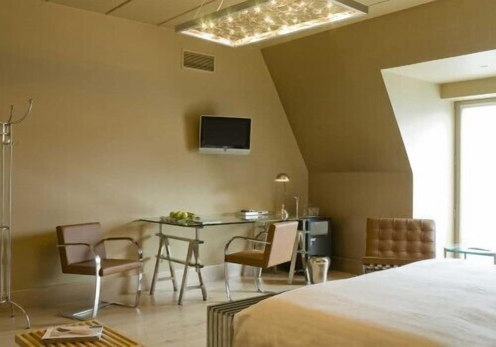 Hotel Recour 30/50