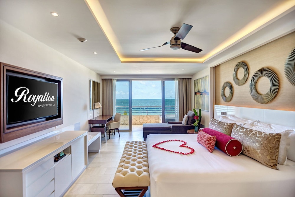 Royalton Riviera Cancun An Autograph Collection All Inclusive Resort Casino 34/66