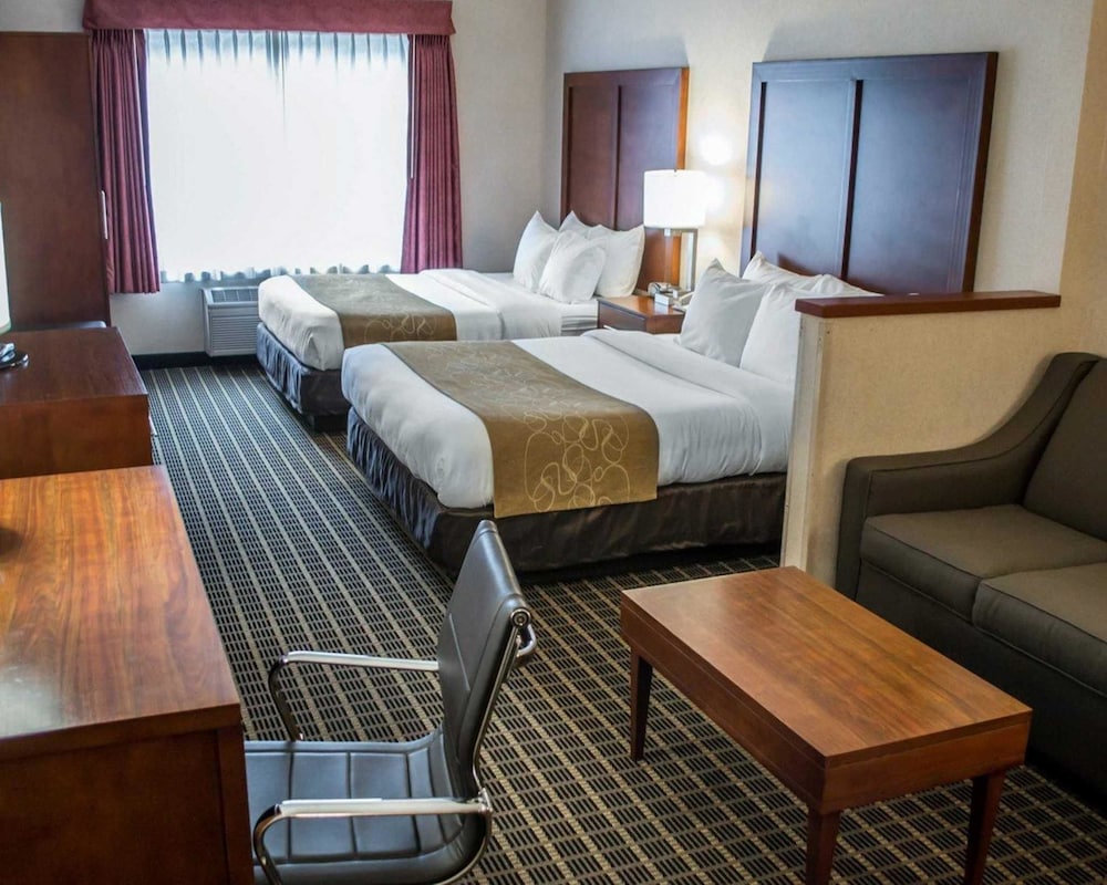 Comfort Suites Southwest 17/45