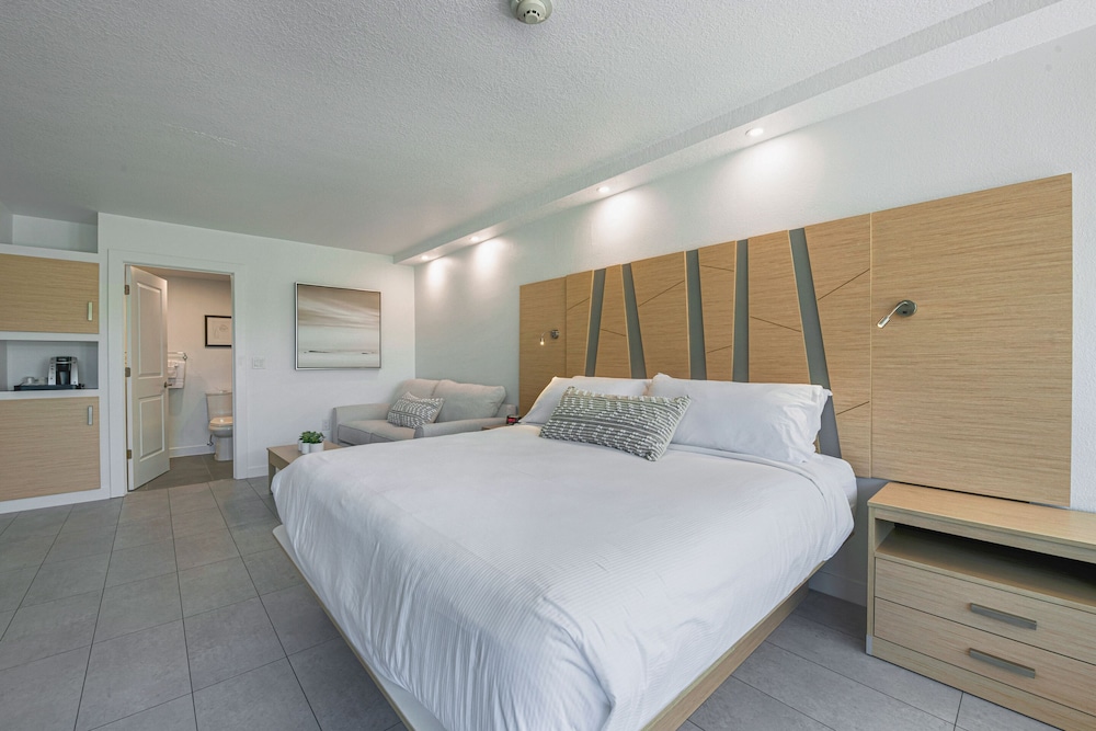 Casey Key Resorts - Mainland 16/68