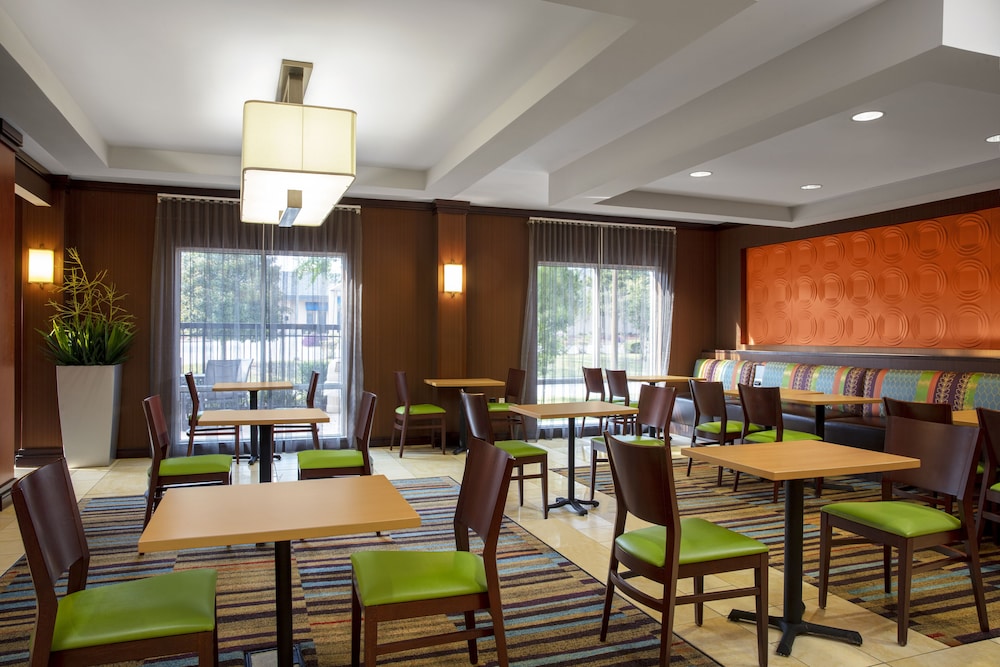Fairfield Inn & Suites by Marriott Augusta 30/51