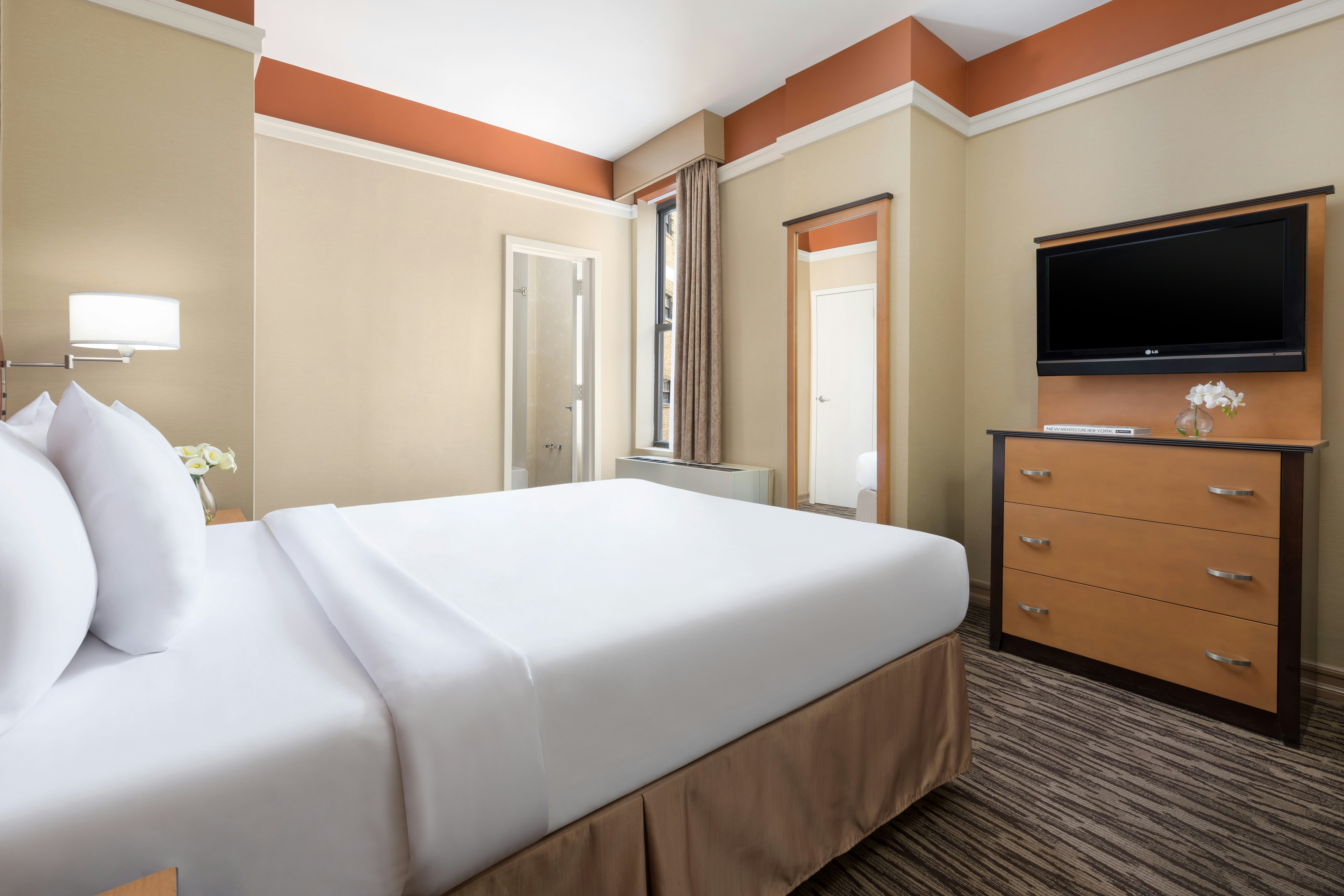 The Hotel at Fifth Avenue 14/29