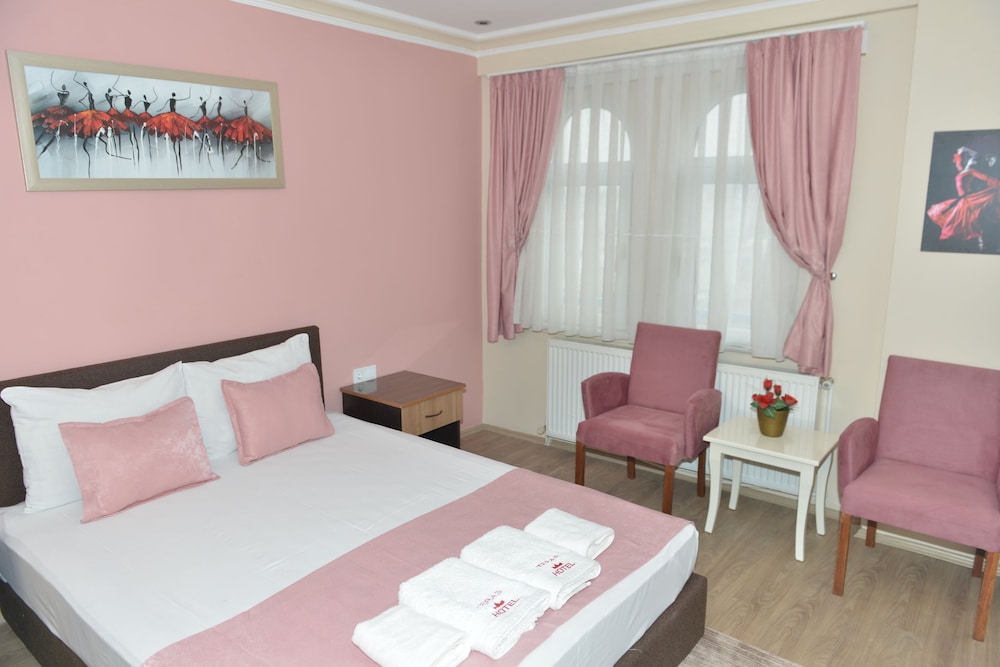 Teras Hotel 4/35