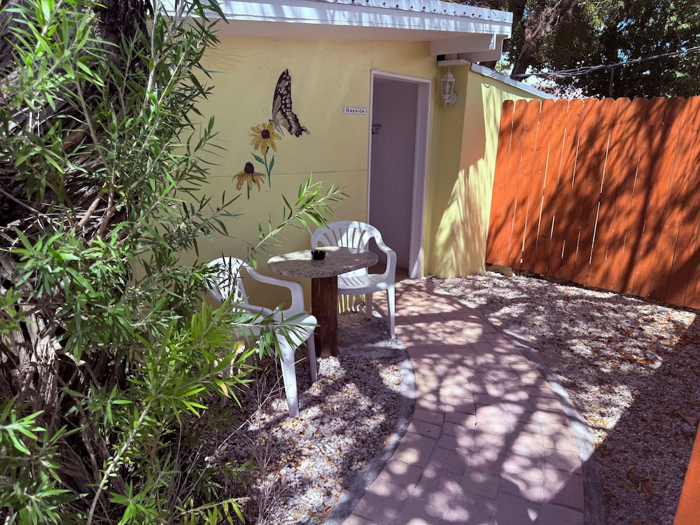 Sunset Cove Beach Resort 24/46