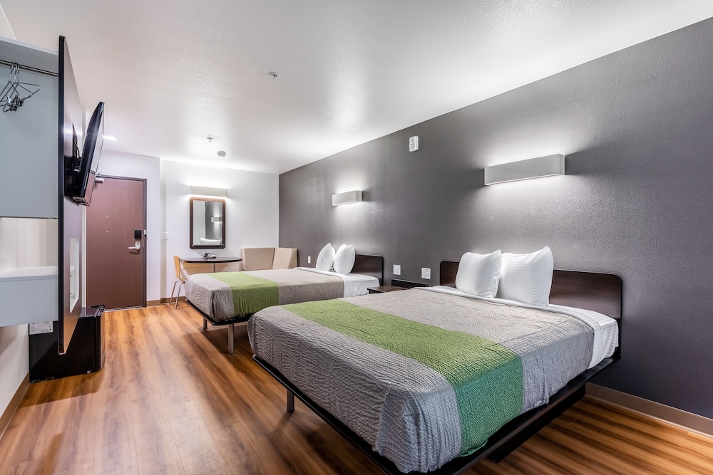 Motel6 Austin, TX - Airport 17/43
