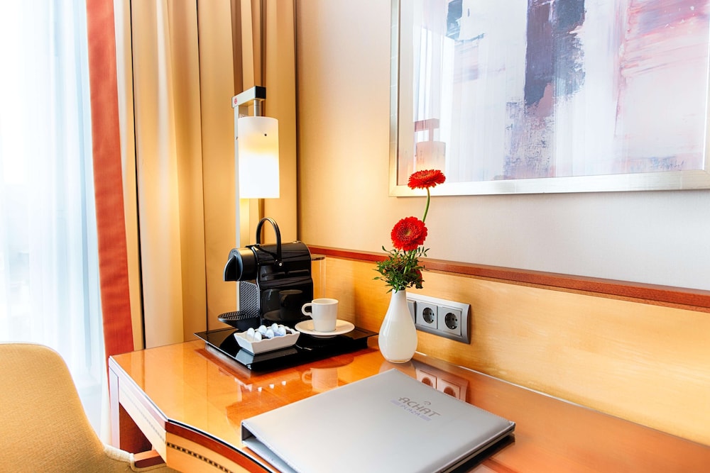 The Q - Quadro City Hotel 5/40