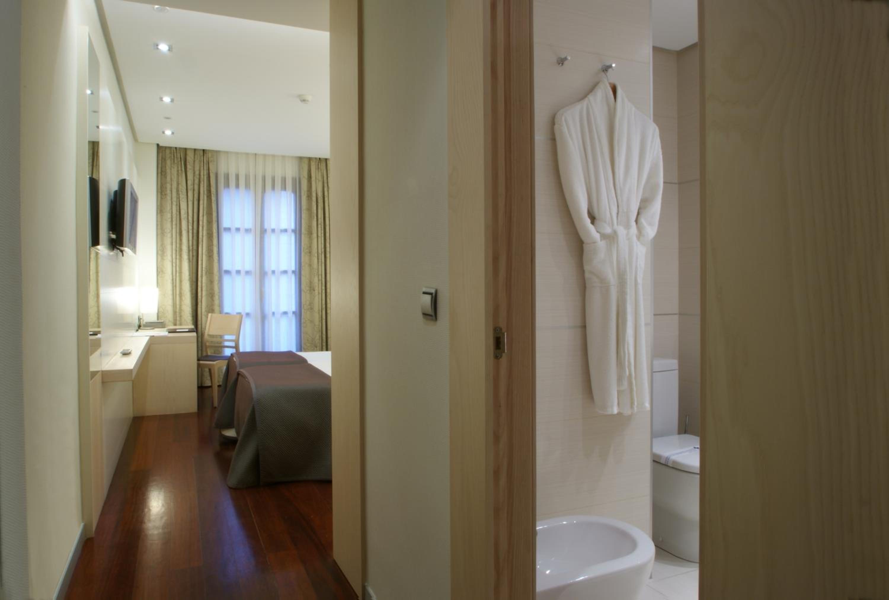 Hotel Mozart 58/59