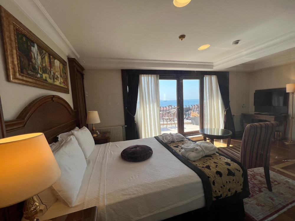 Panoramic, Double Bed, Balcony