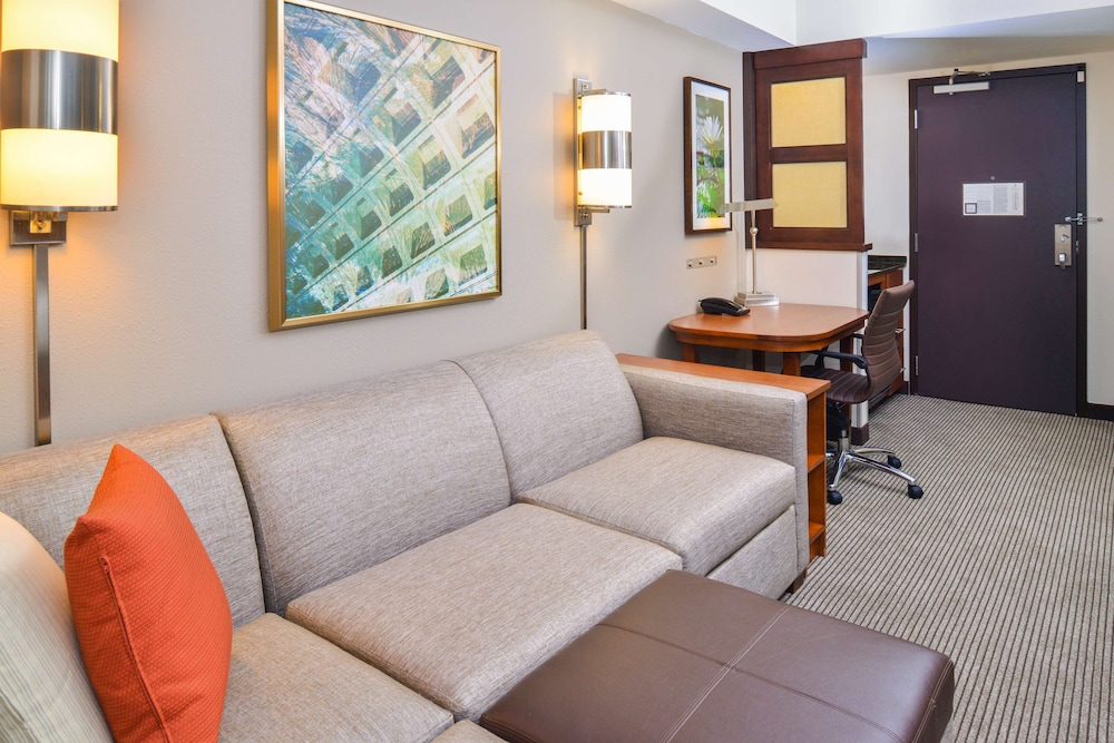 Hyatt Place Herndon/Dulles Airport-East 48/69