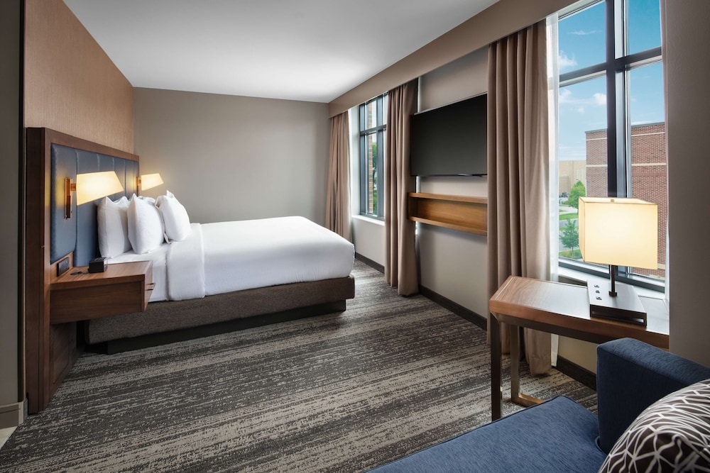 Embassy Suites by Hilton South Bend at Notre Dame 14/63