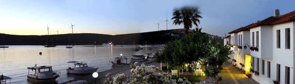 Teos Lodge Pansiyon & Restaurant 47/55