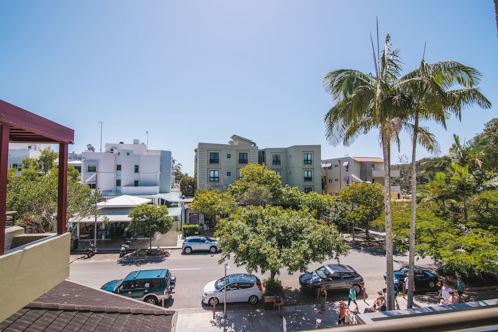 Bella Casa Noosa 64/73
