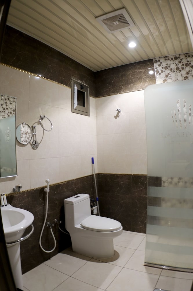 شقة مسكن الضيافة(Maskan Al Dyafah Apartment) 64/67