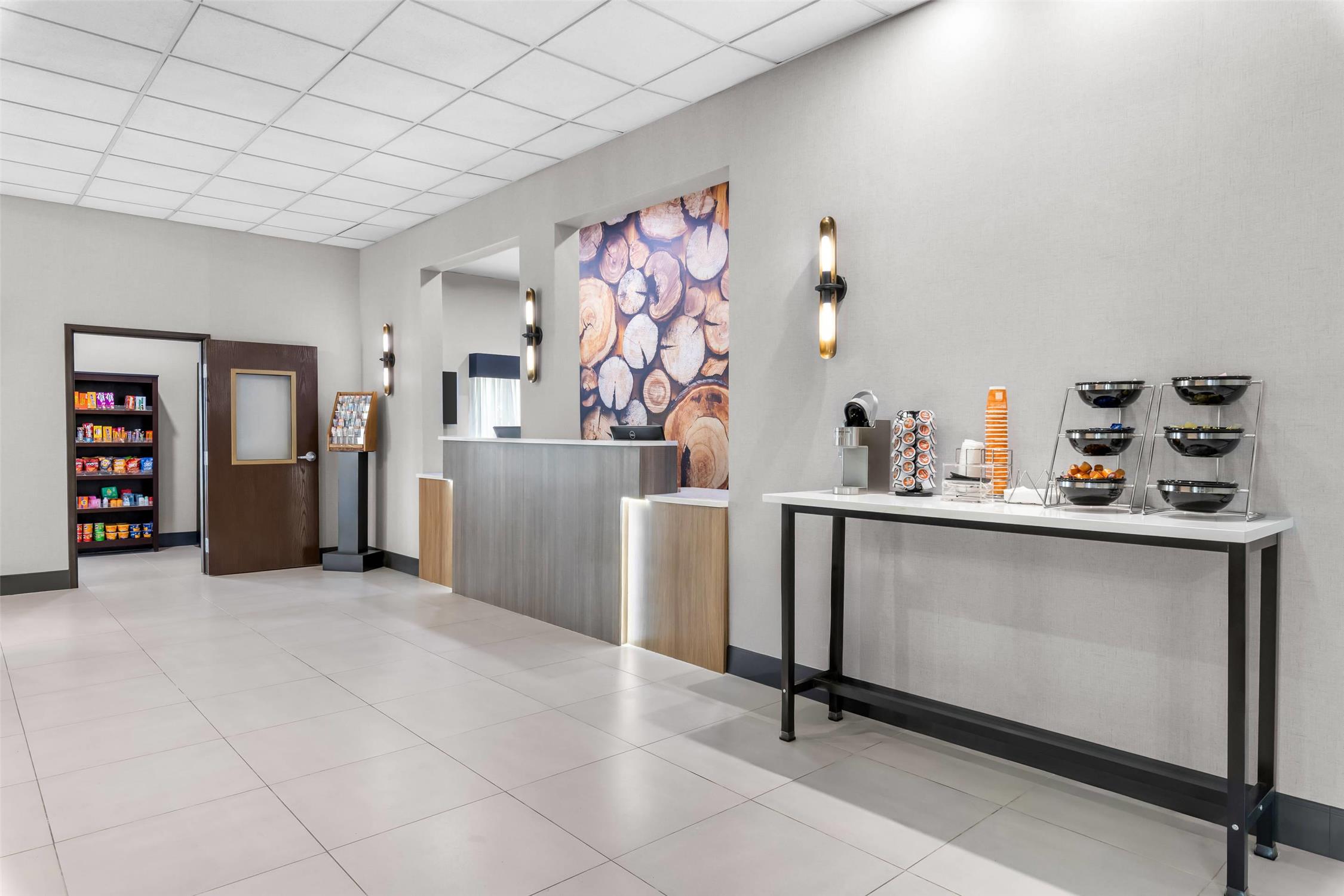 Brentwood Suites Nashville, an Ascend Collection Hotel 6/30