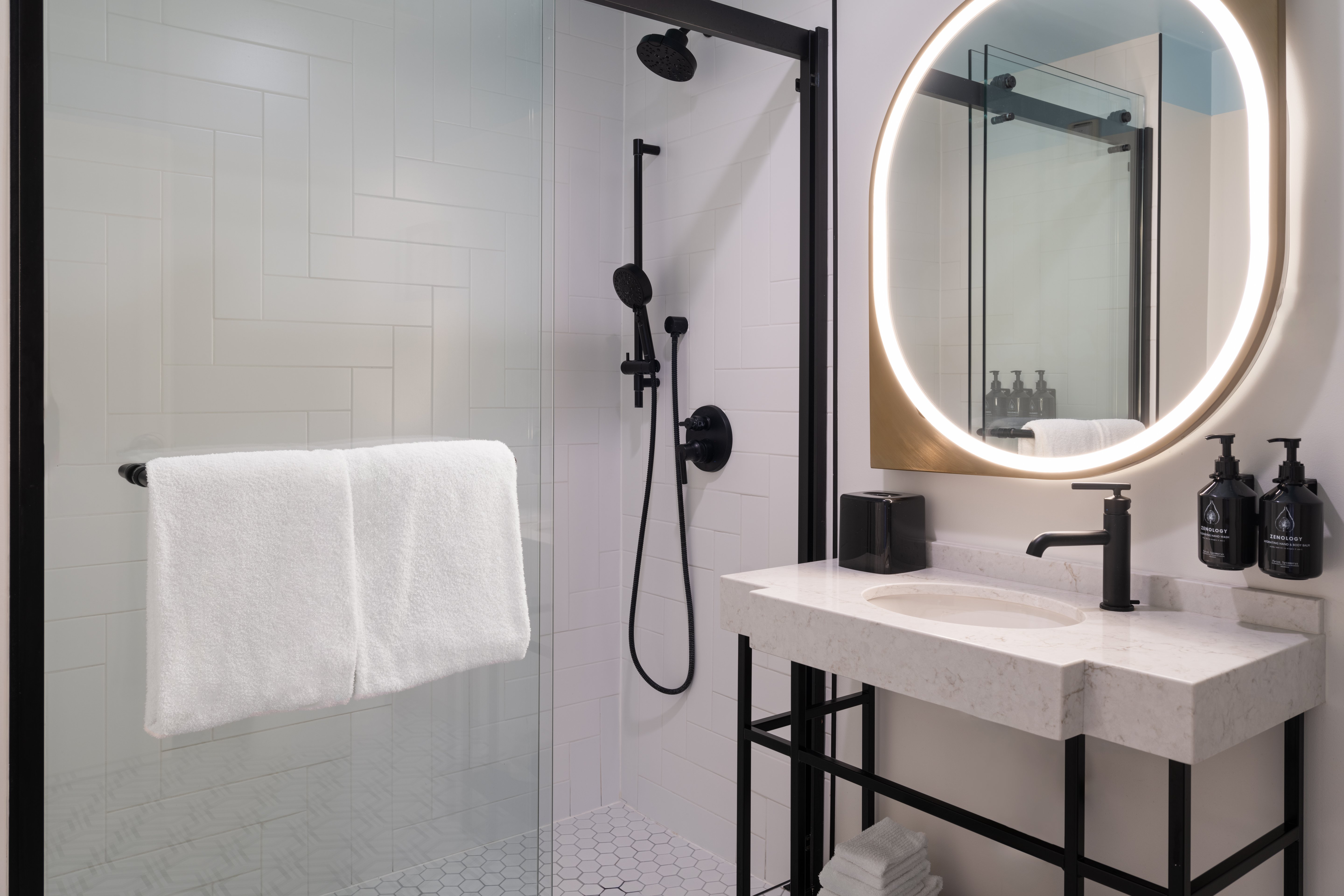غرفة بسريرين مزدوجين لذوي الإعاقة، Hotel Indigo New Orleans French Quarter 4/4