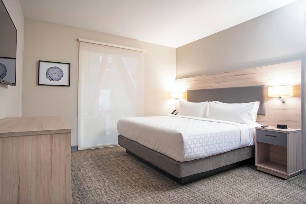 Candlewood Suites Guadalajara Galerias 13/49