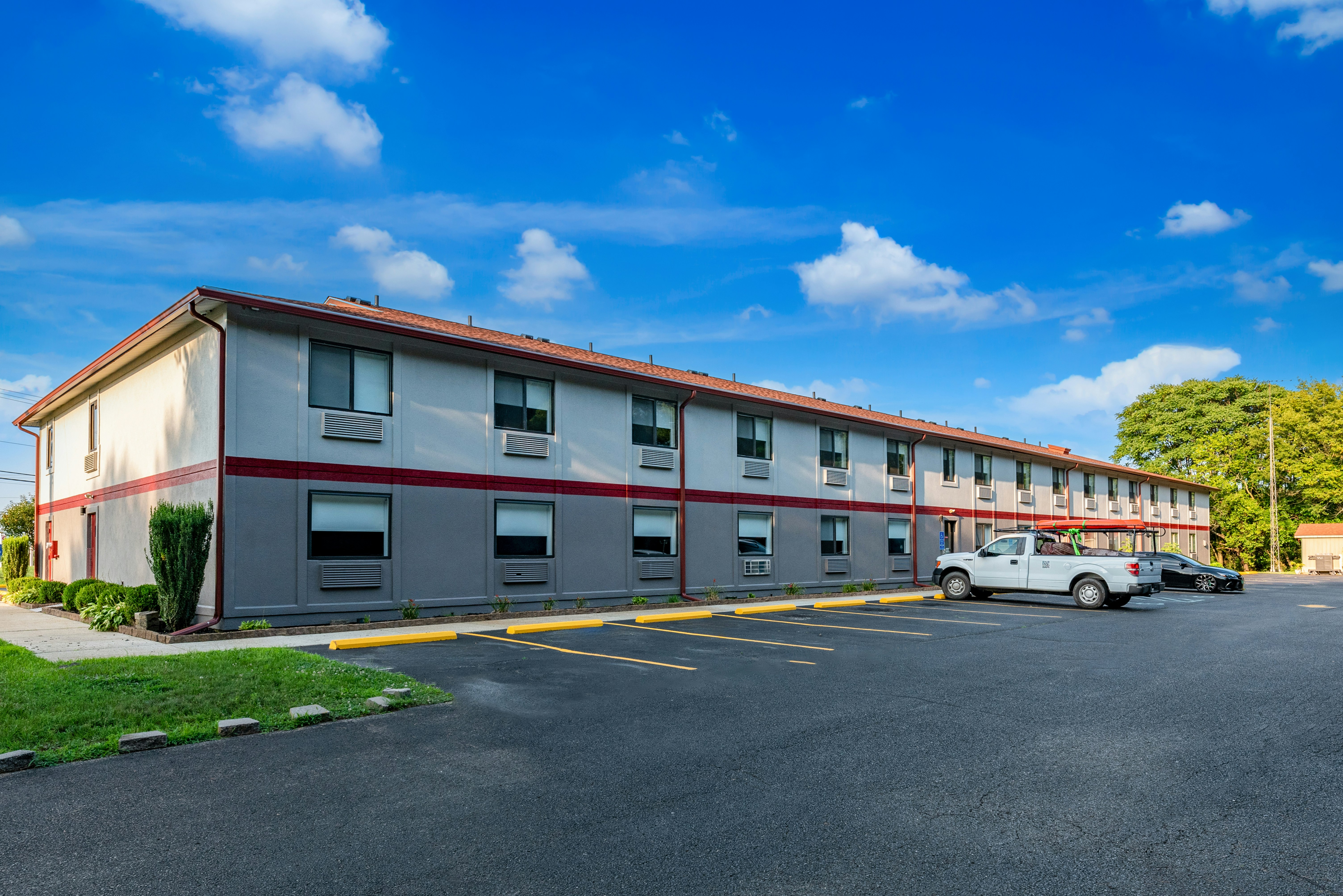 Red Roof Inn & Suites Vineland- Buena 5/15