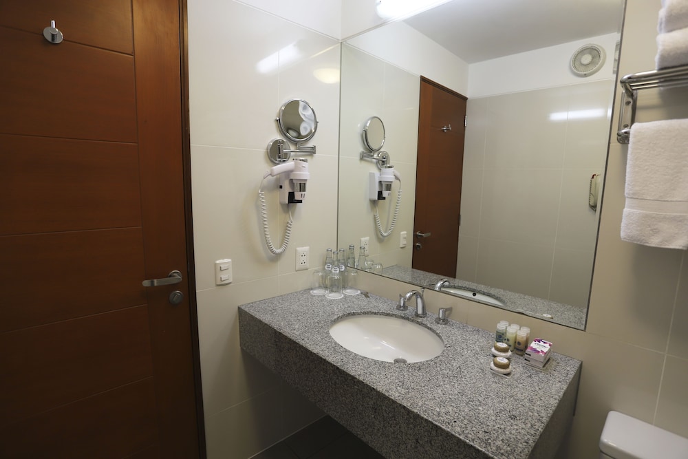 Casa Andina Select Miraflores 32/75