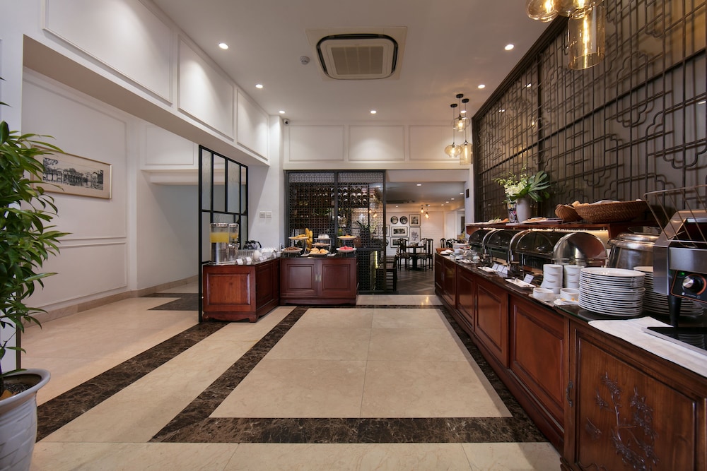 Hong Ngoc Dynastie Hotel 10/74