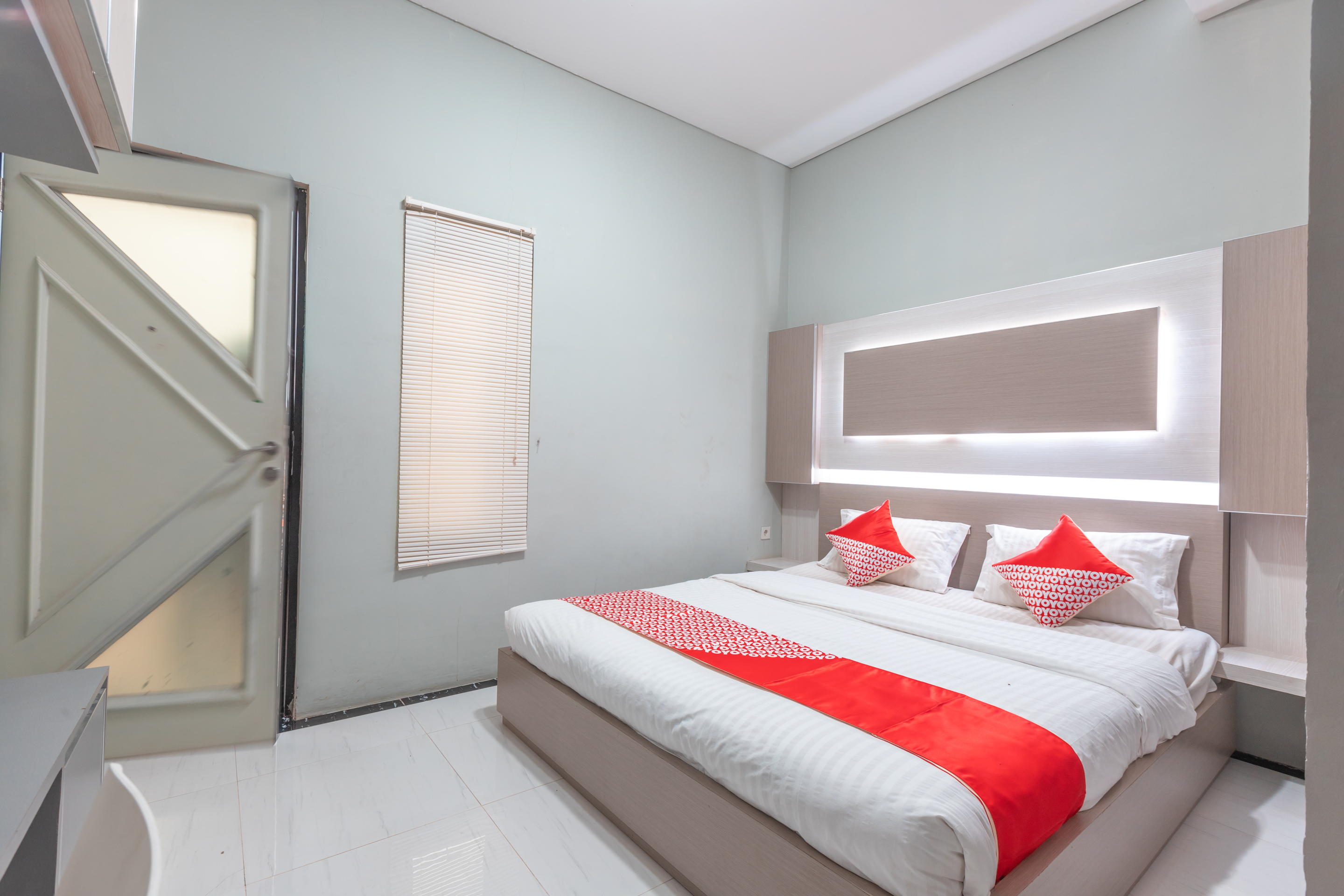 OYO 2248 Yayah Rooms Syariah 10/26