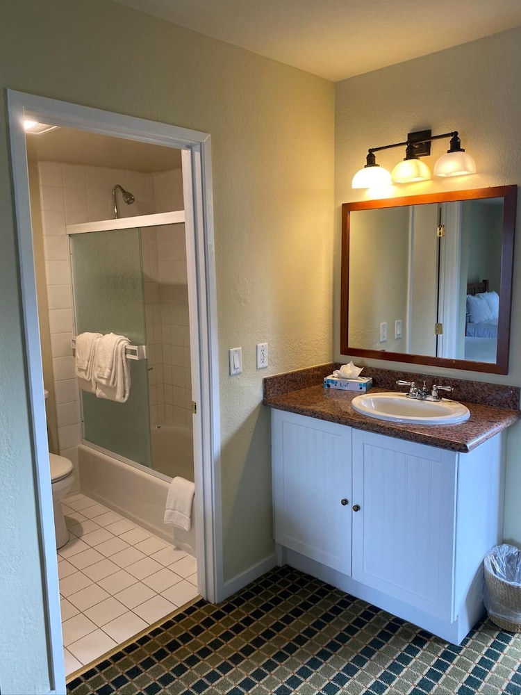Olympia Lodge 38/39