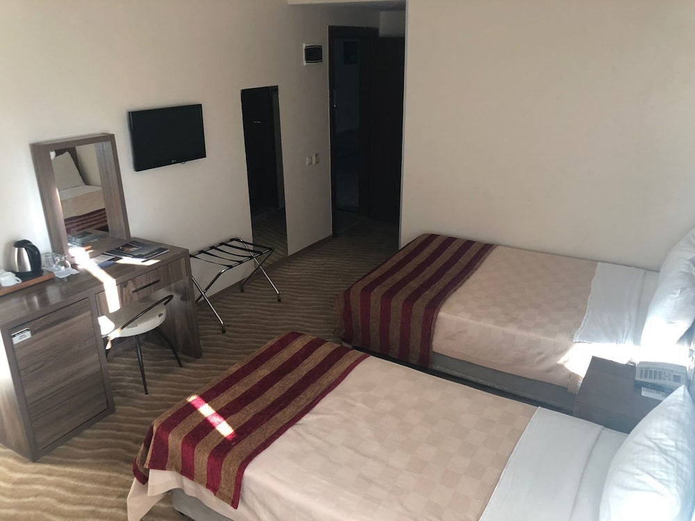 Kilim Hotel 14/35