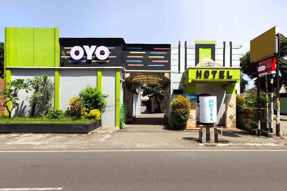 OYO 3024 Hotel Kebon Manis 13/15