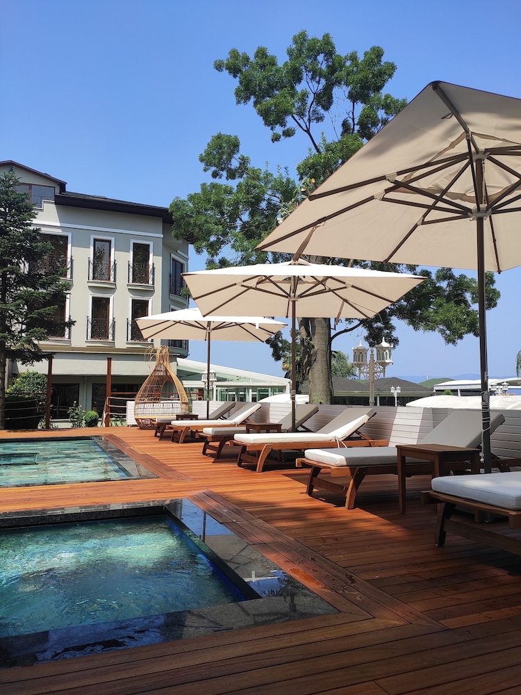 Lale Boutique Hotel 30/55