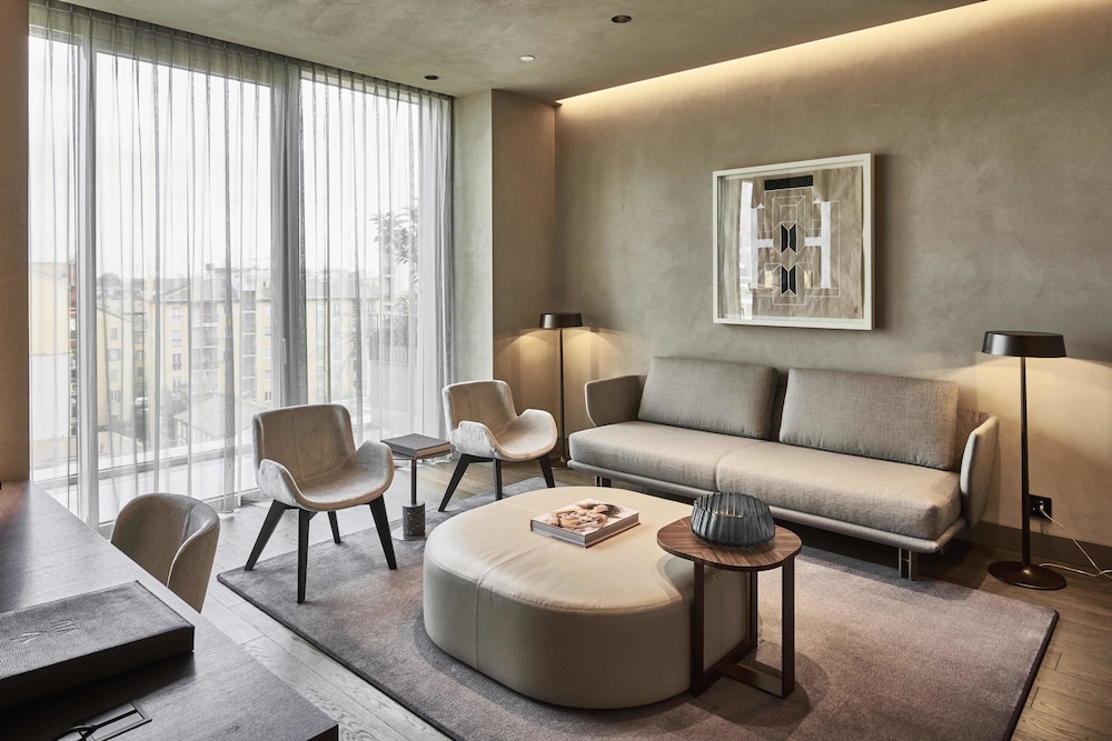 HOTEL VIU MILAN 35/56