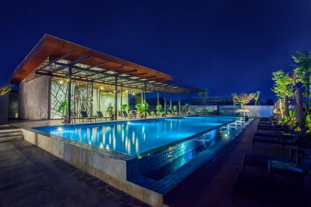 Sunday Sea Two Pool Villa Pattaya 2/50